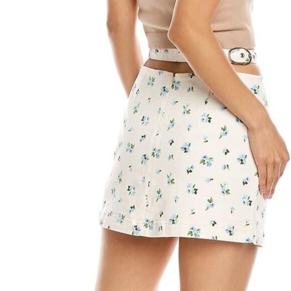 NWT | WeWoreWhat x Revolve White Blue Floral Cut Out Mini Skirt Large - Picture 3 of 9